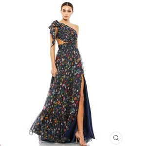TIED ONE SHOULDER CUT-OUT FLOWY GOWN Mac Duggal size 4.